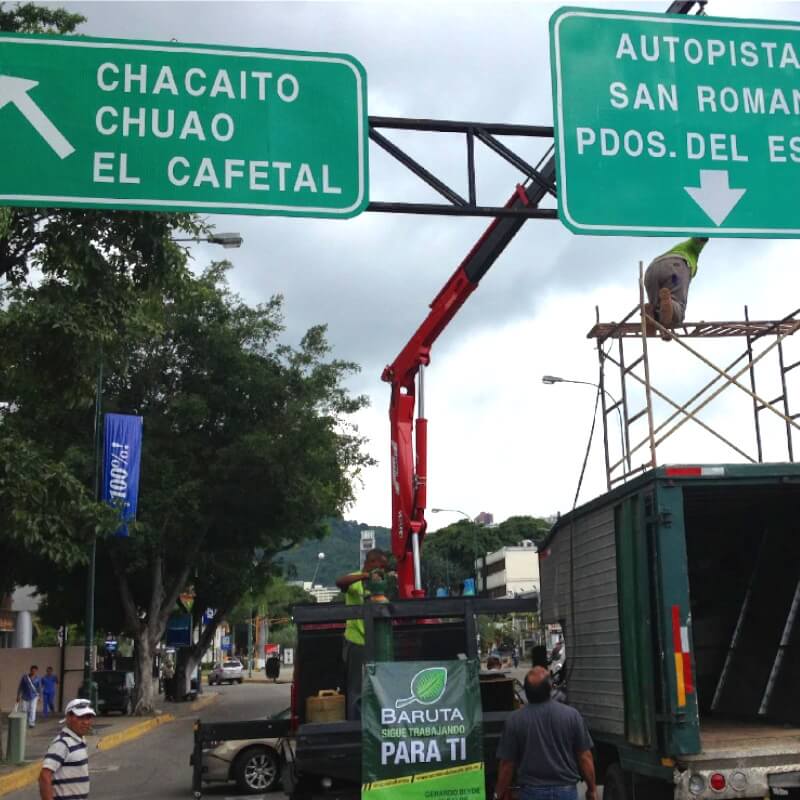 OBRAS DE MANTENIMIENTO VIAL (DEMARCACIÓN, ALUMBRADO Y SEÑALIZACIÓN) PARA LA ALCALDÍA DE BARUTA. - imagen