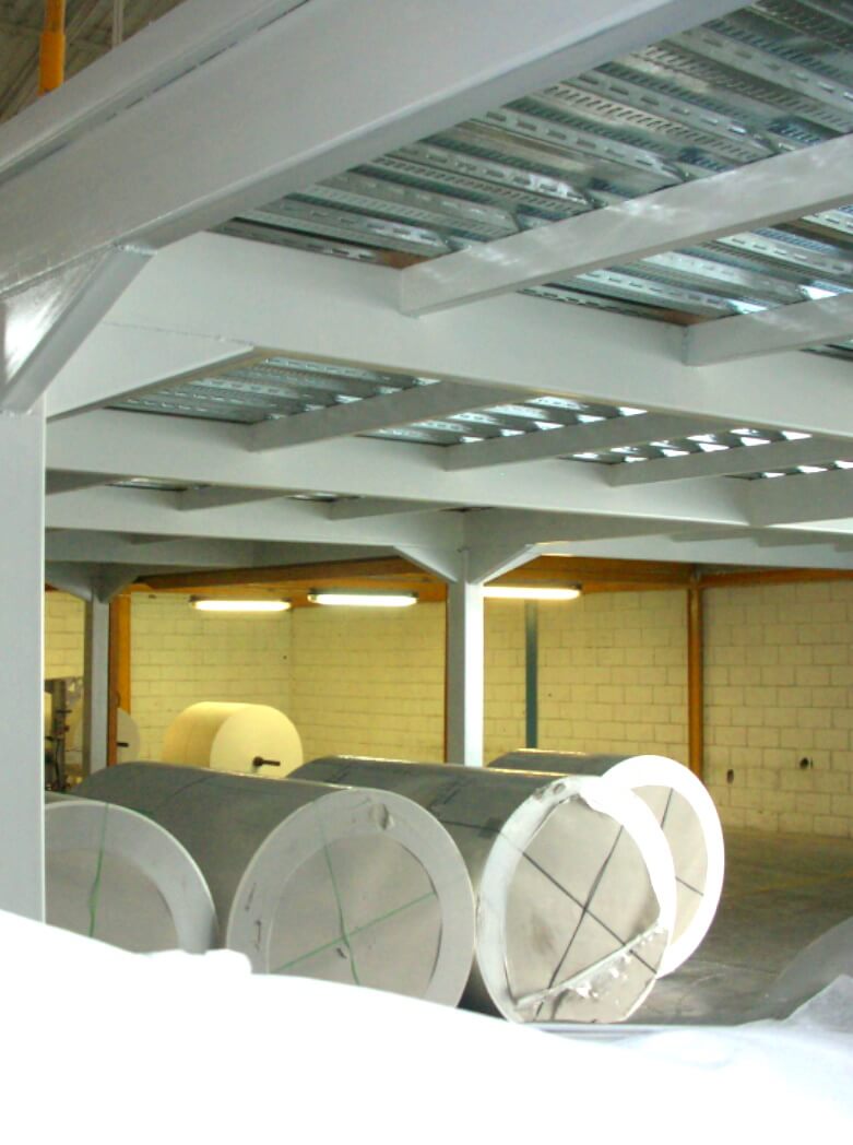 PROYECTO BARUTA. CONSTRUCCIÓN DE MEZZANINA EN GALPÓN CENTRAL SYSTEMS.